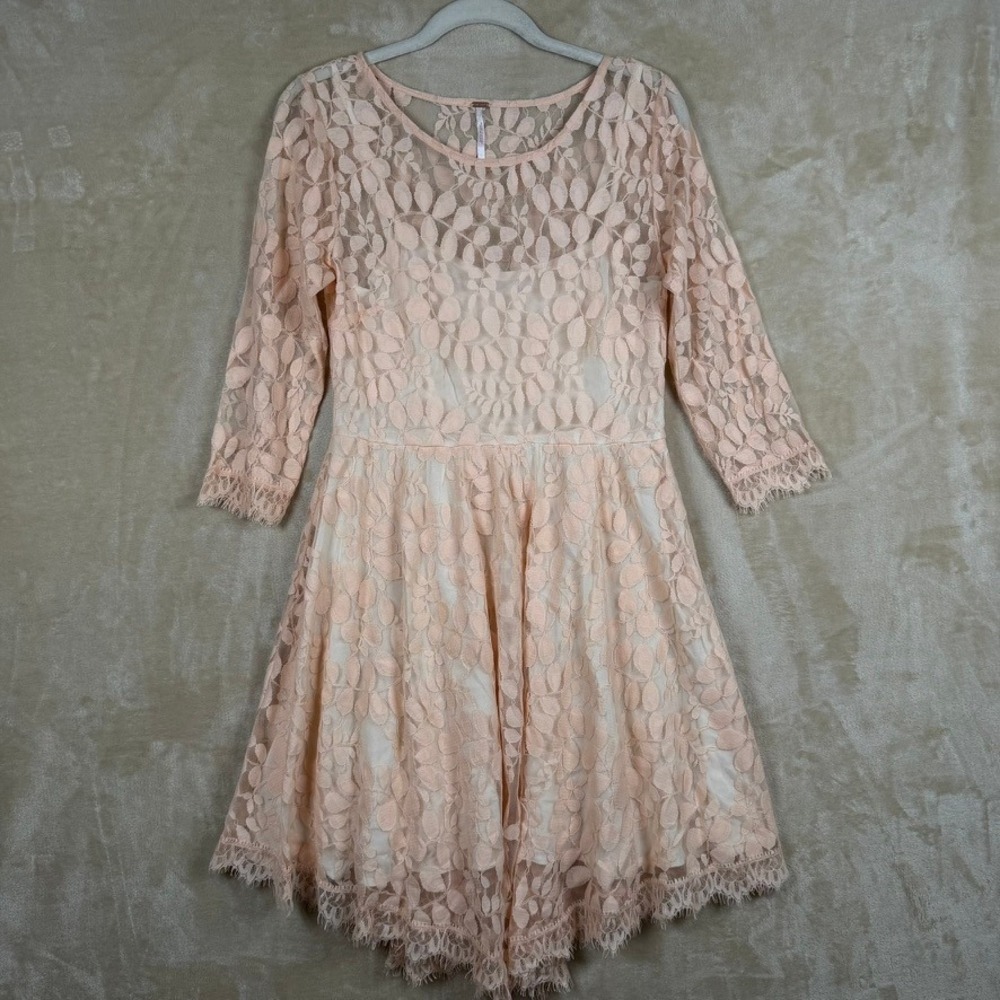 Free People Peach Leaf Lace Fit and Flare Dress Size 6 Eyelash Trim 3/4 Sleeve